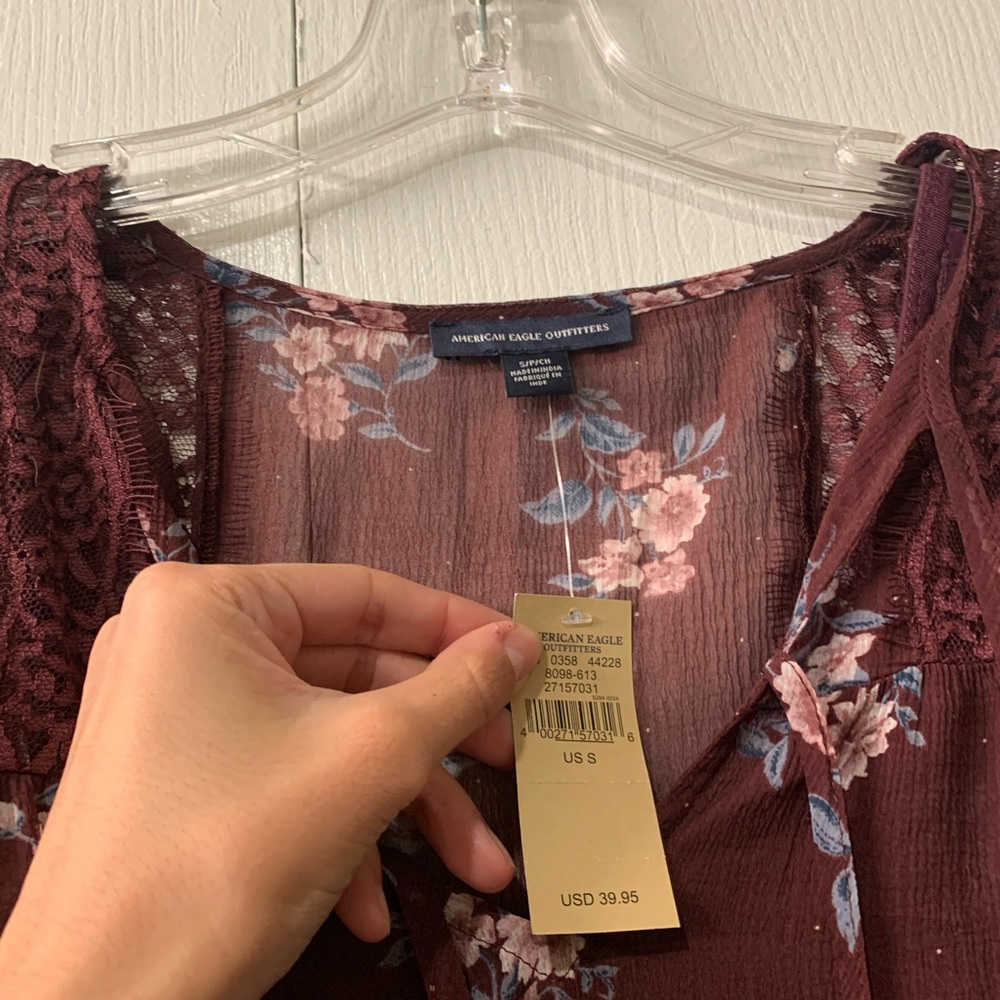 NWT American eagle floral blouse - Picture 4 of 5
